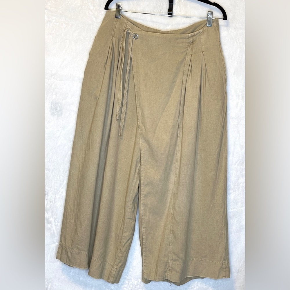 We The Free Beige/Khaki High-Rise Wide Leg Cropped Trousers Sz 10,linen blend